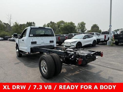 2025 Ford F-350 XL