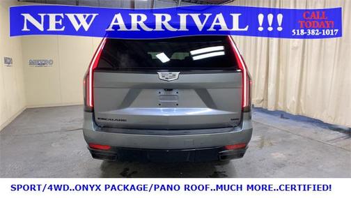 2022 Cadillac Escalade Sport