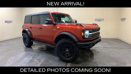 Chili Pepper Red 2022 Ford Bronco Wildtrak