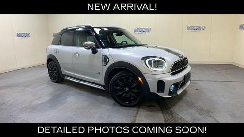 White Silver 2022 MINI Countryman Cooper S ALL4