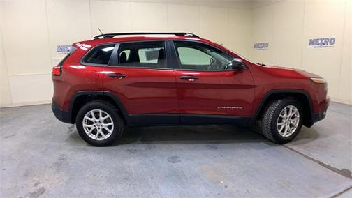 2015 Jeep Cherokee Sport