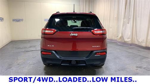 2015 Jeep Cherokee Sport
