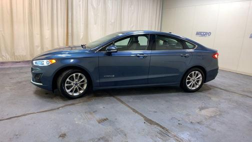Blue Metallic 2019 Ford Fusion Hybrid SEL