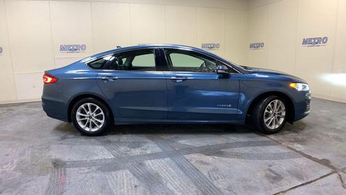 Blue Metallic 2019 Ford Fusion Hybrid SEL