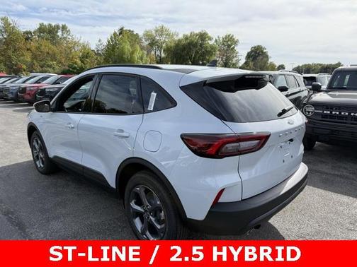 2025 Ford Escape ST-Line Select