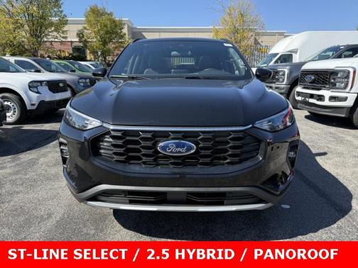 2025 Ford Escape ST-Line Select