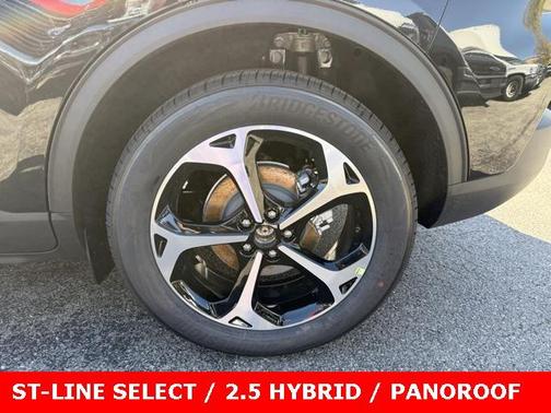 2025 Ford Escape ST-Line Select