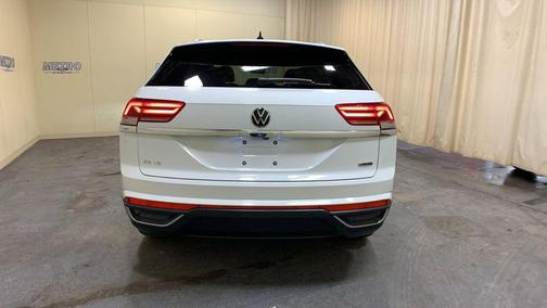 White 2020 Volkswagen Atlas Cross Sport 3.6L V6 SE w/Technology
