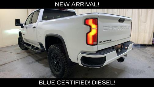 Summit White 2024 Chevrolet Silverado 2500 LT