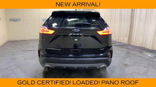 Black Metallic 2024 Ford Edge Titanium