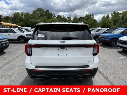 2025 Ford Explorer ST-Line