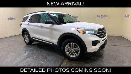 Oxford White 2021 Ford Explorer XLT