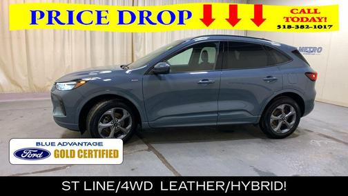 Vapor Blue 2023 Ford Escape ST-Line Select