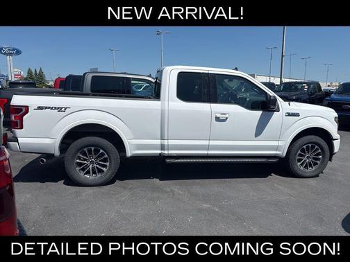 Oxford White 2019 Ford F-150 XLT