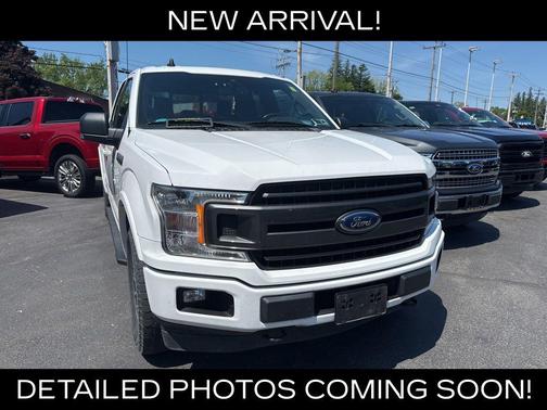Oxford White 2019 Ford F-150 XLT