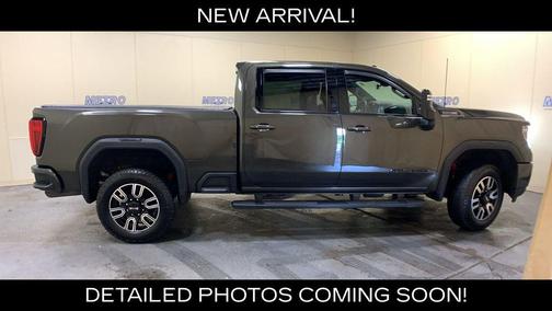 Forest Metallic 2023 GMC Sierra 3500 AT4