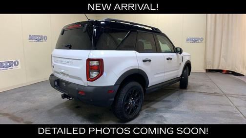 Oxford White 2025 Ford Bronco Sport Badlands