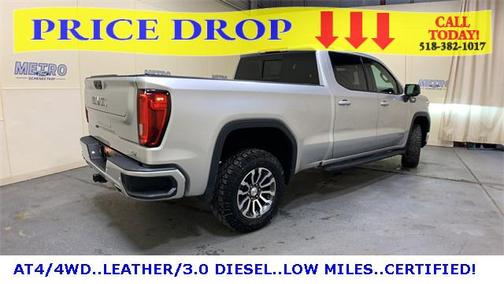 2022 GMC Sierra 1500 AT4
