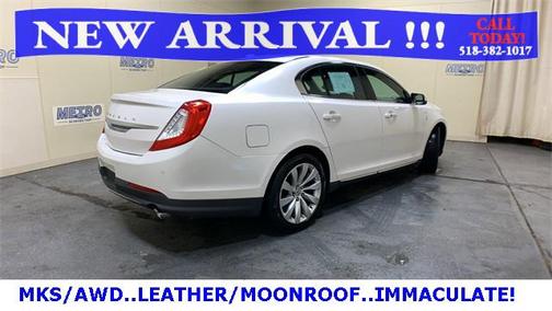 2015 Lincoln MKS Base