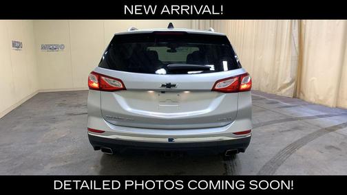 Silver Ice Metallic 2020 Chevrolet Equinox 1LT
