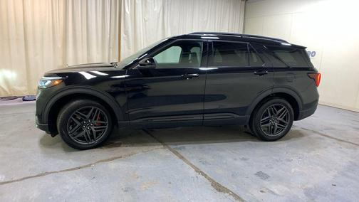 Black Metallic 2025 Ford Explorer ST