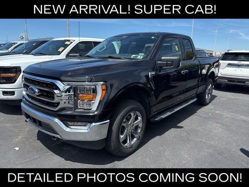 Black Metallic 2022 Ford F-150 XLT