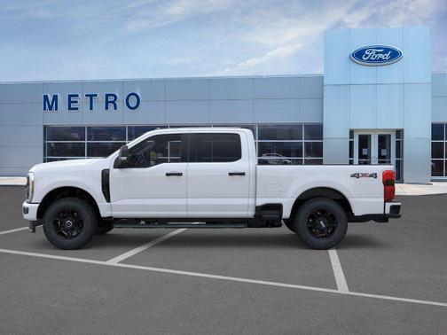 Oxford White 2026 Ford F-250 XL