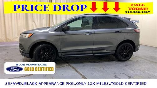 2022 Ford Edge SE