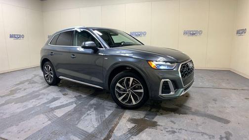 2022 Audi Q5 45 S line Premium