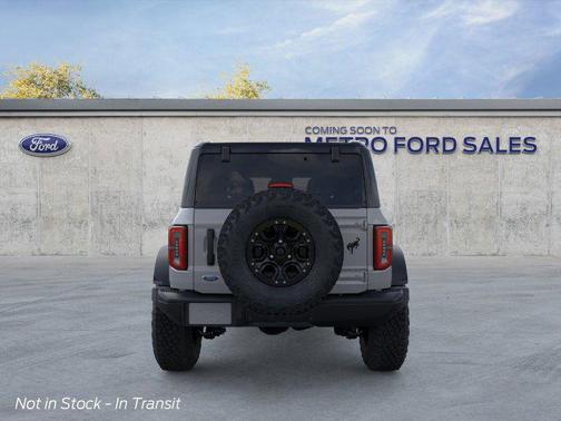 Avalanche Gray 2026 Ford Bronco Badlands