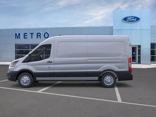 Ingot Silver Metallic 2026 Ford Transit-250 Base