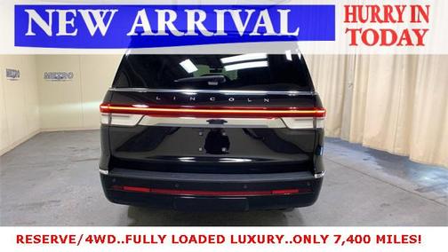2024 Lincoln Navigator Reserve