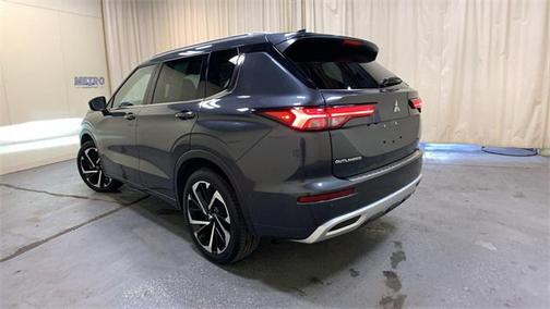 2024 Mitsubishi Outlander SEL Black Edition