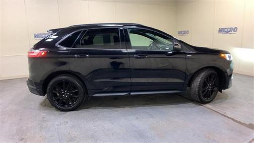 2020 Ford Edge ST