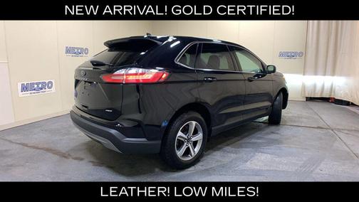 Black Metallic 2024 Ford Edge SEL
