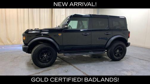 Shadow Black 2025 Ford Bronco Badlands