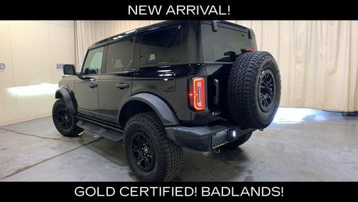 Shadow Black 2025 Ford Bronco Badlands