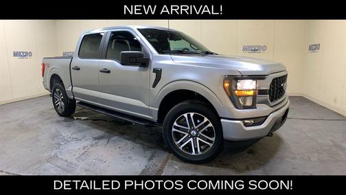 Silver Metallic 2023 Ford F-150 XL