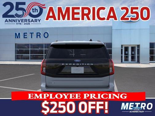 Glacier Gray Metallic Tri-Coat 2026 Ford Expedition Active