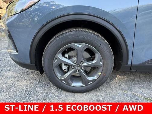 2025 Ford Escape ST-Line