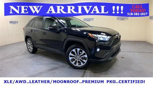 2022 Toyota RAV4 XLE Premium