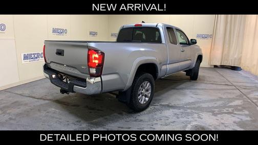 Silver Sky Metallic 2019 Toyota Tacoma SR5