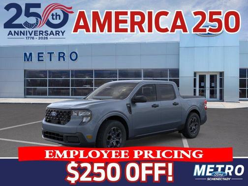 Azure Gray Metallic Tri-Coat 2026 Ford Maverick XLT