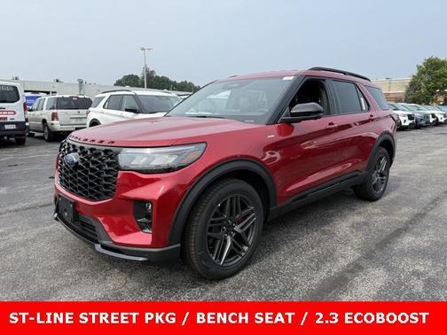 2025 Ford Explorer ST-Line