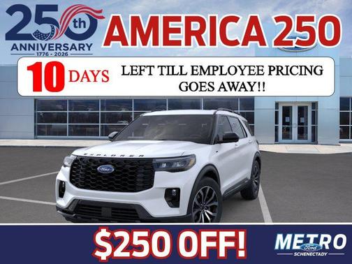 Star White Metallic Tri-Coat 2026 Ford Explorer ST-Line