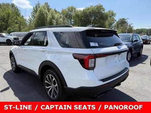 2025 Ford Explorer ST-Line