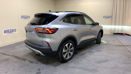 Silver Metallic 2023 Ford Escape Platinum