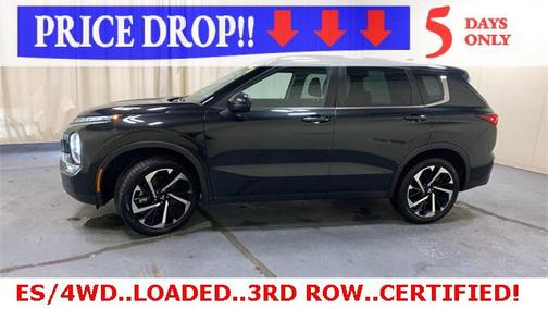 2022 Mitsubishi Outlander ES