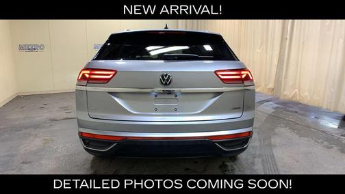 2023 Volkswagen Atlas Cross Sport 2.0T SE w/Technology 4MOTION