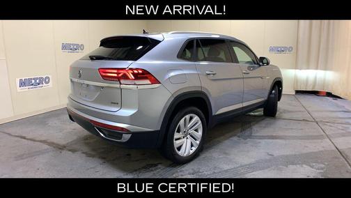 2023 Volkswagen Atlas Cross Sport 2.0T SE w/Technology 4MOTION